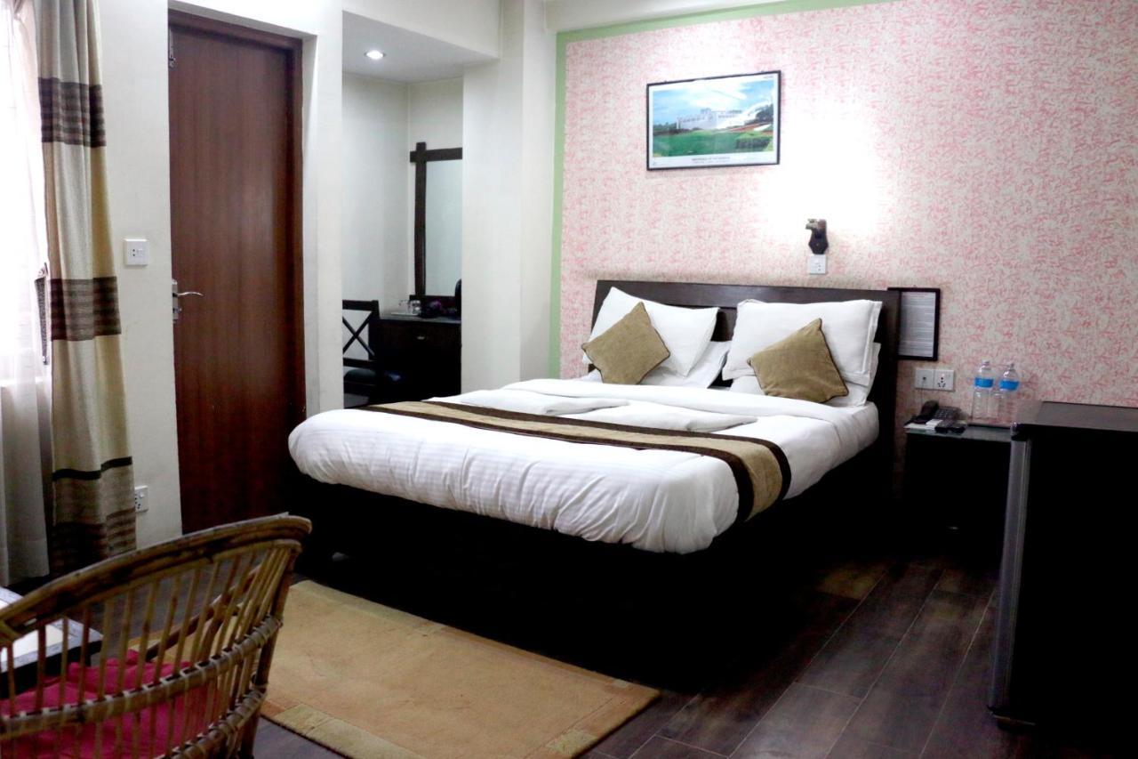 Alpine Hotel & Apartment Katmandu Kültér fotó